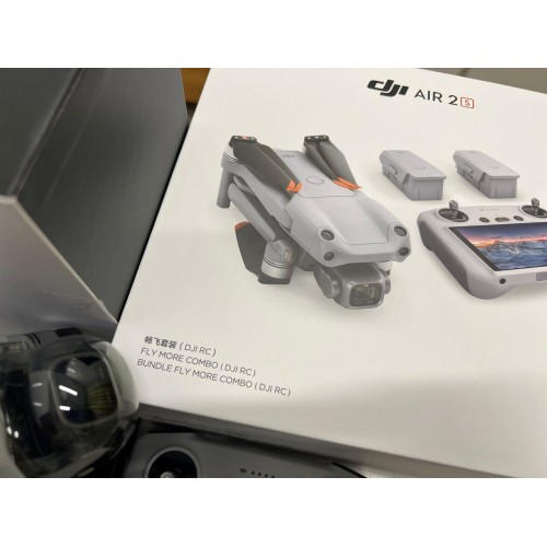 Квадрокоптер DJI AIR 2S Fly More Combo (пульт DJI RC с экраном) в Рыбинске